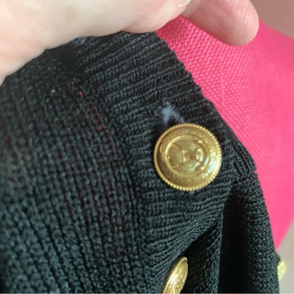 Vintage San Remo by Laura Knits Short Sleeved Collared Sweat with Gold Accents - Picture 9 of 9